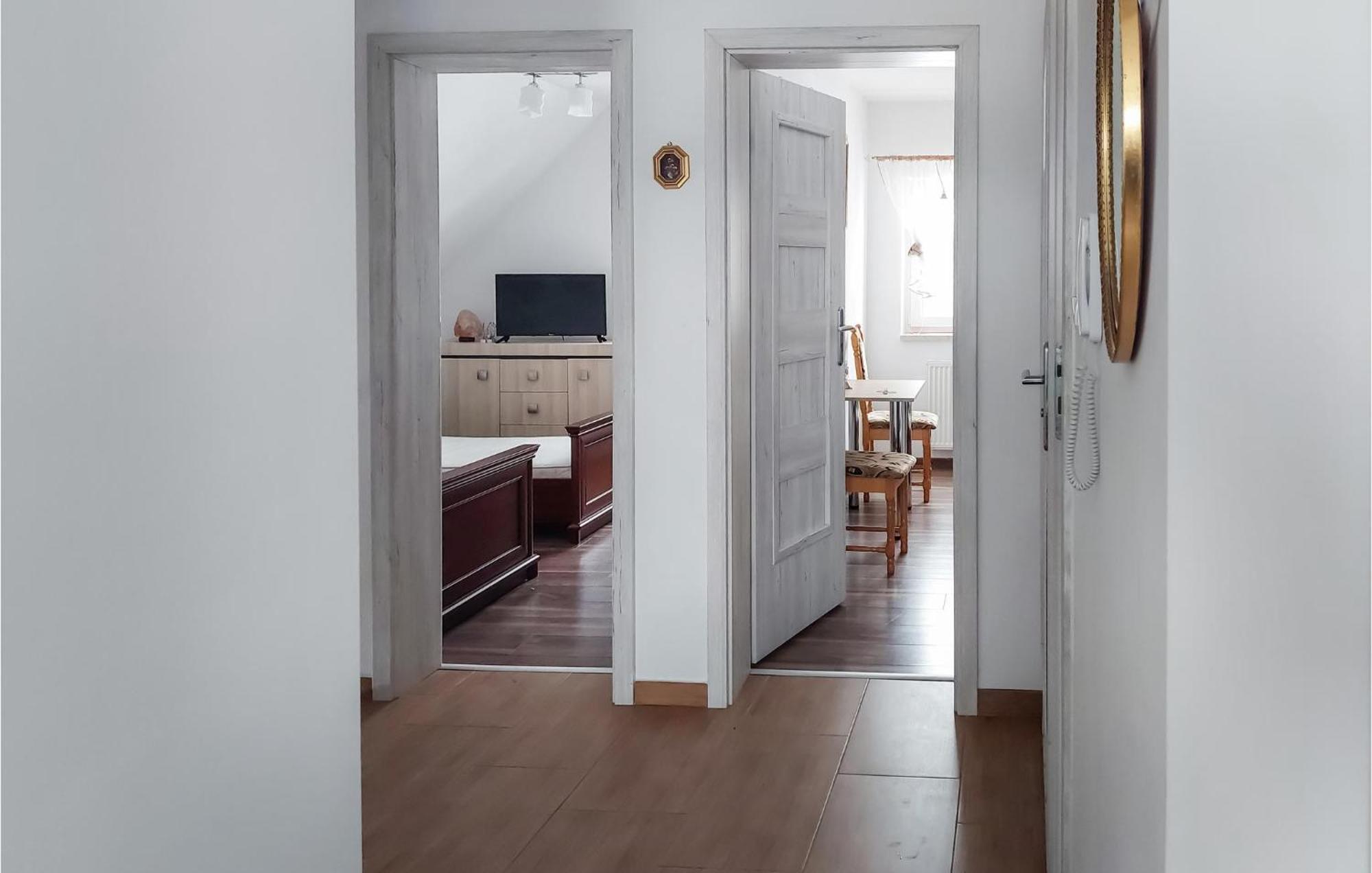 Beautiful Apartment In Moryn With Kitchen Buitenkant foto